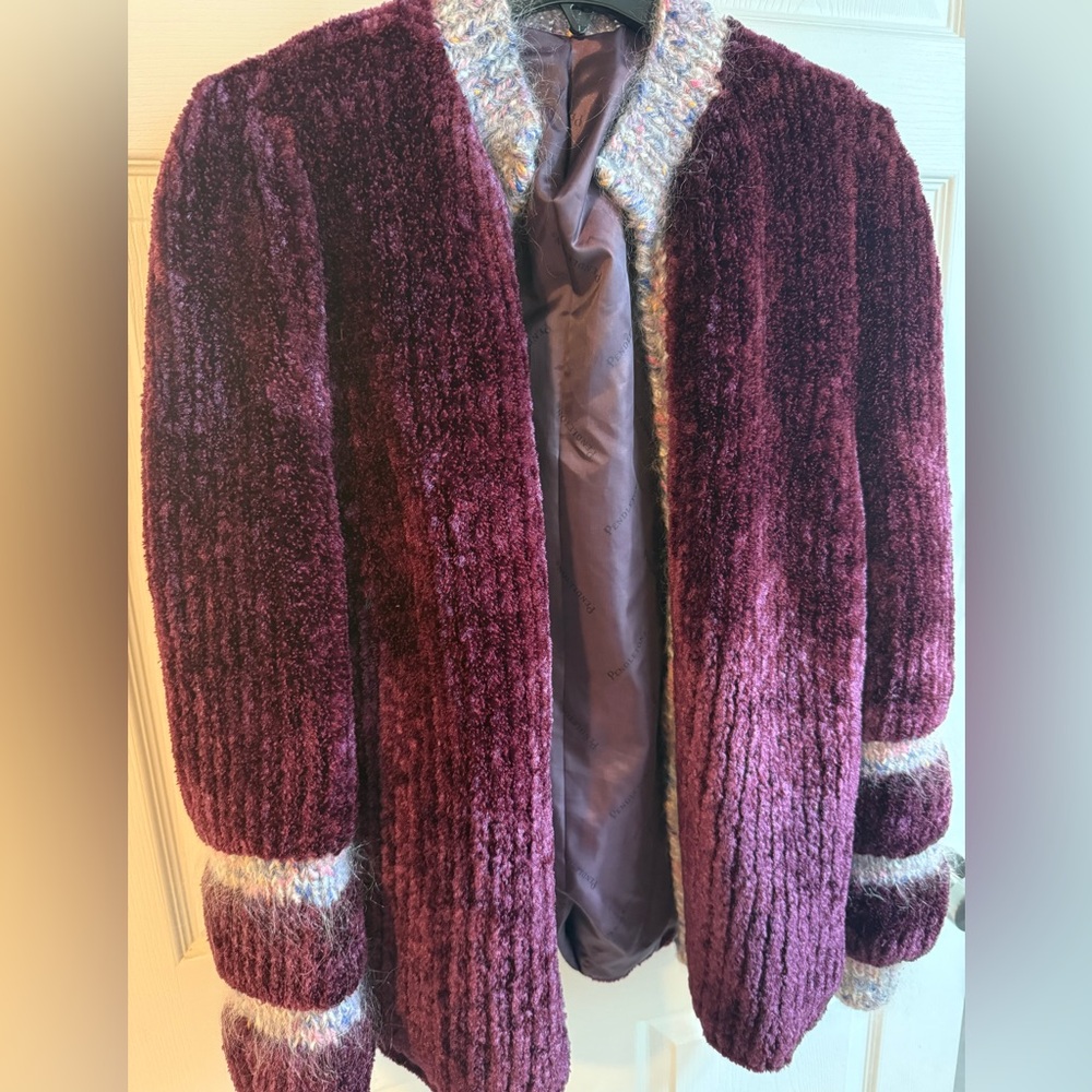 Pendleton lined Plush Burgundy Jacket with Textured Accents *vintage*